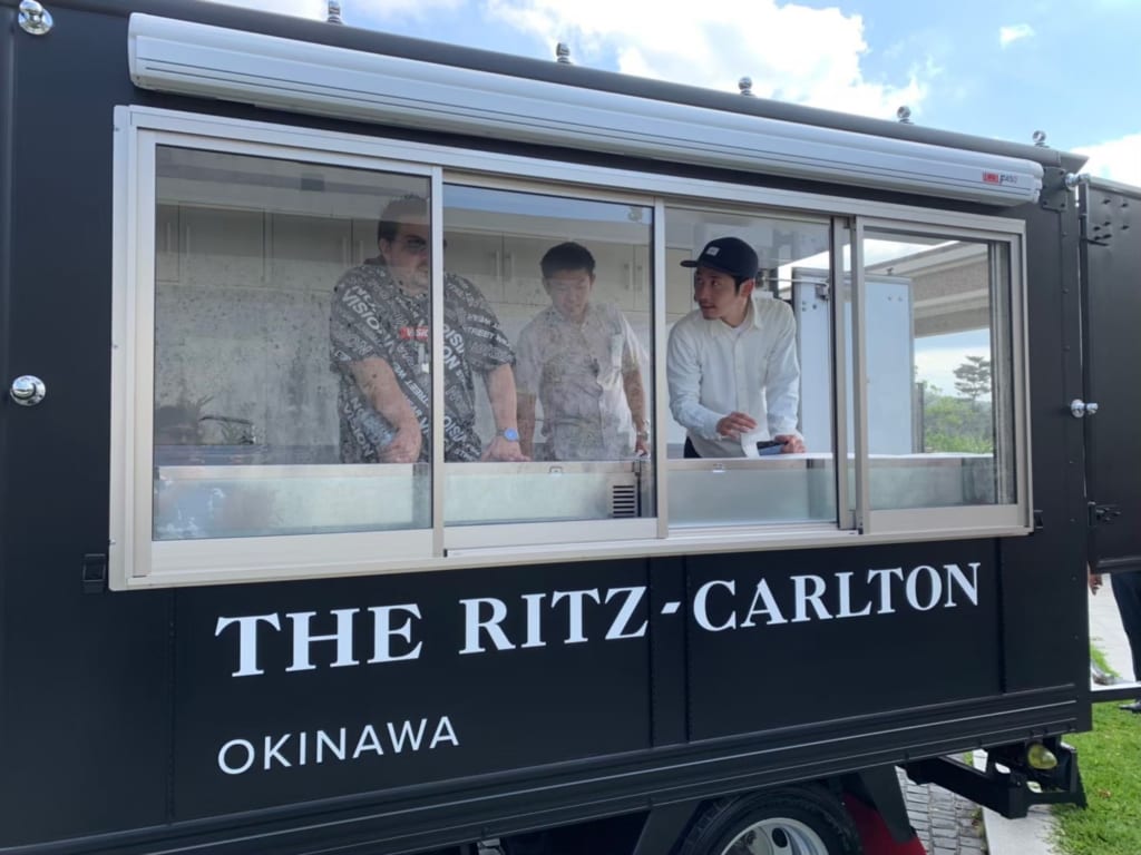 常夏の沖縄で移動販売車 キッチンカー を製作 購入したい方へ はじめてのキッチンカー 移動販売