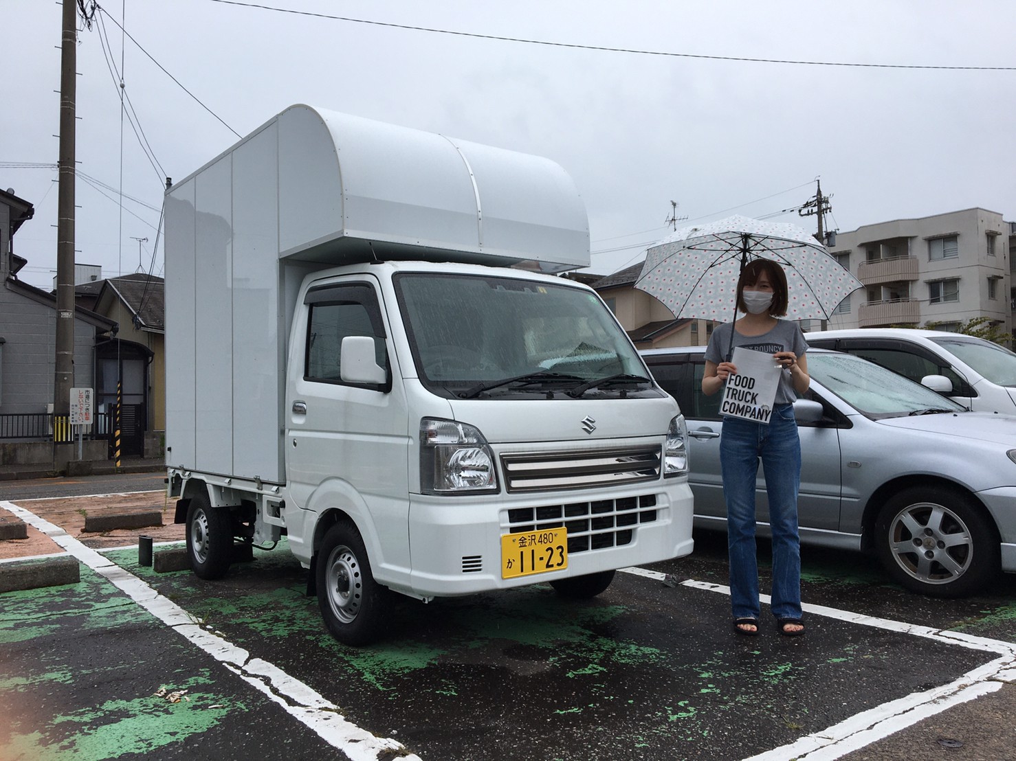 石川県金沢市の吉田様の ホットドック キッチンカーを製作しました 移動販売車 キッチンカー の製作 フードトラックカンパニー 公式