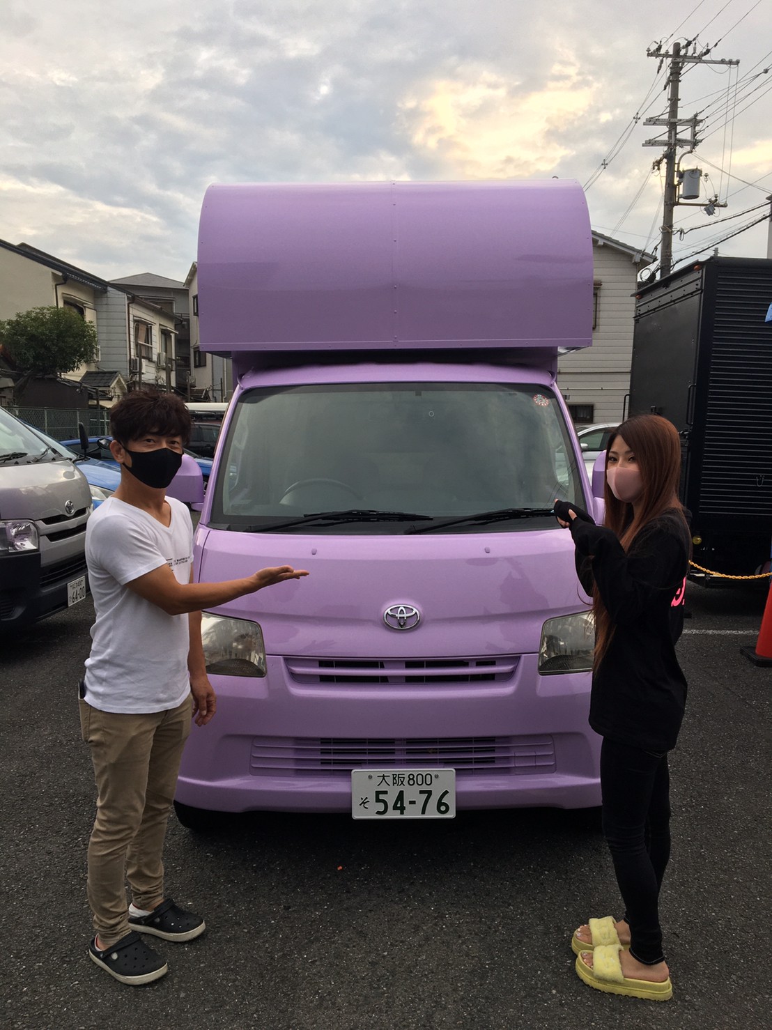 大阪府茨木市の番匠谷様の クレープ キッチンカーを製作しました 移動販売車 キッチンカー の製作 フードトラックカンパニー 公式