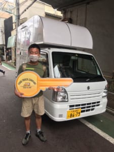 大阪府高槻市の柳田様の「ガパオライス」キッチンカーを製作しました。