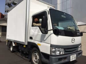 新潟県妙高市の株式会社TOOMO様の「お好み焼き」キッチンカーを製作させていただきました。