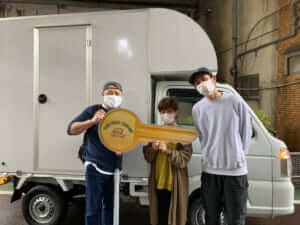 東京都渋谷区の株式会社バター様の「のり弁」のキッチンカーを製作しました。