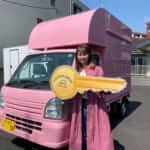 ボンビーガール出演！東京都の開業ガールさやかさんの「クレープ」のキッチンカーを製作させていただきました