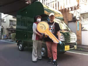 東京都杉並区ワインバー菜環亭（冨永千枝）さまのキッチンカーを製作させていただきました。