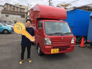 和歌山県西牟婁郡濱田千広様のキッチンカーを製作させていただきました。