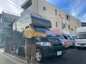 東京都板橋区の「椎村伊和貴様」の冷かけうどんのキッチンカーを製作させていただきました。