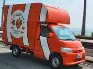 兵庫県加古川市クマノミキッチン様のコーヒーとクマノミカステラのキッチンカーを製作させていただきました。