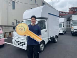 東京都目黒区ゆーわんきっちん様の「じゃがフライ」のキッチンカーを製作させていただきました。