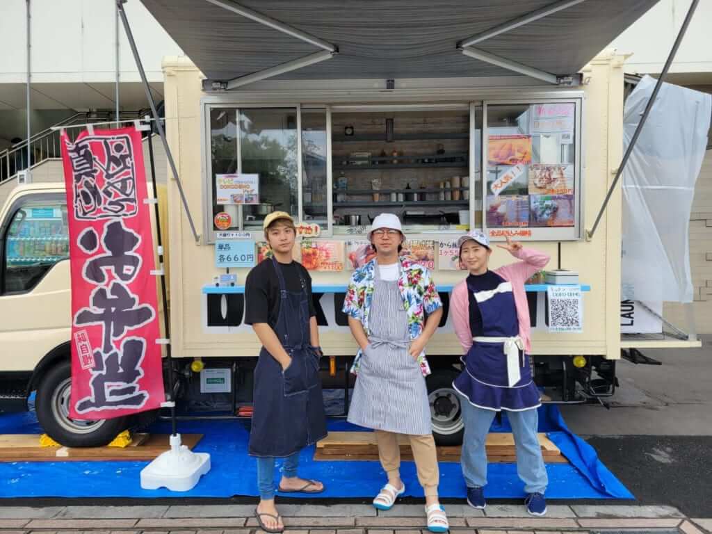 team-DHAキッチンカーの小澤様のキッチンカーの出店の様子