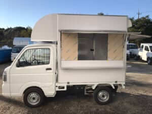 【軽トラック】【即納】SUZUKI/キャリイの未使用キッチンカー「キッチンボックス350(後部販売窓付き)」