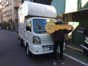 東京都台東区のGyoza Bar けいすけ様のキッチンカーを製作させていただきました。