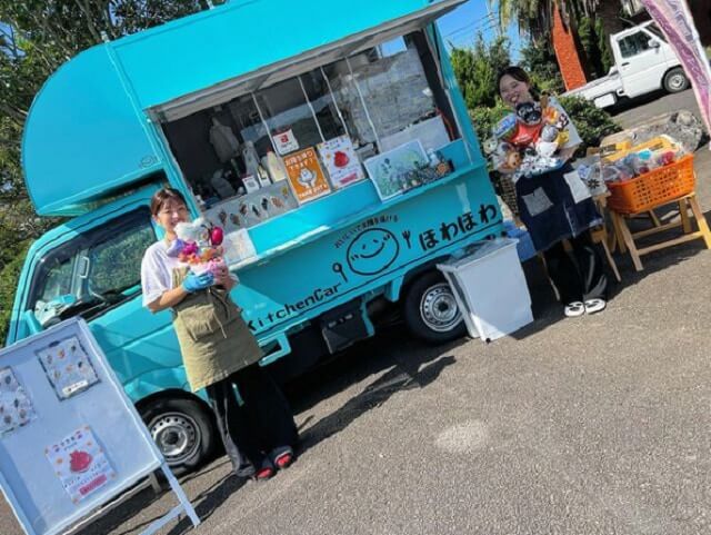 福岡県久留米市の「ほわほわ」様のキッチンカーを製作させていただき 