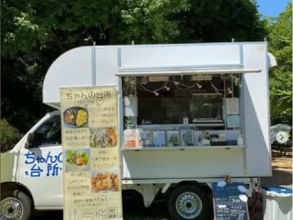 キッチンボックス1000】キッチンカー内で「仕込み」調理もできる移動 