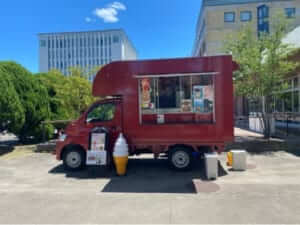 岐阜県揖斐郡の「foodtruck589(KOHAKU)」様のキッチンカーを製作させていただきました。