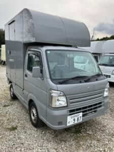 ②飲食店様必見！グレーの中古キッチンカー（100Lタンク）