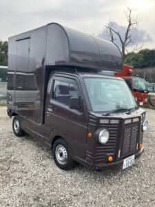 ③飲食店様必見！ブラウンの中古キッチンカー（100Lタンク）