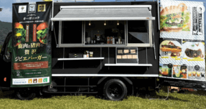 鹿児島県曽於市「たか森カフェキッチンカー」様のキッチンカーを製作させていただきました