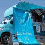 埼玉県狭山市「ELLIE'S DINER」様のキッチンカーを製作させていただきました