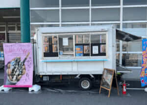 福岡県行橋市「STAR FRYER」様のキッチンカーを製作させていただきました