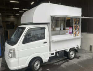 千葉県白井市「はちべゑ」様のキッチンカーを製作させていただきました
