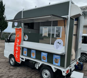 福岡県福岡市「Harran Hetta」様のキッチンカーを製作させていただきました