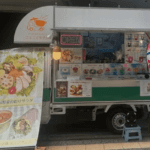 福岡県北九州市小倉南区「ことことやさん」様のキッチンカーを製作させていただきました。
