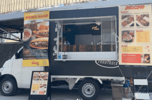 神奈川県川崎市「MUCHO」様のキッチンカーを製作させていただきました