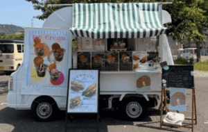 福岡県行橋市「NOON.KITCHEN」様のキッチンカーを製作させていただきました。