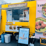 北海道札幌市「幸福食堂キッチンカー」様のキッチンカーを製作させていただきました