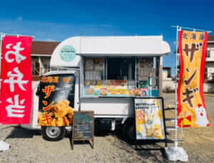 三重県志摩市「a.rearea」様のキッチンカーを製作させていただきました