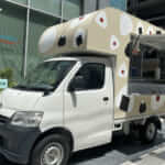 山口県下関市「おにぎり烏はこ」様のキッチンカーを製作させていただきました