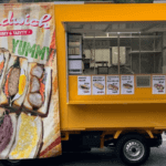 大阪府岸和田市「572cafe」様のキッチンカーを製作させていただきました