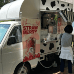 神奈川県横浜市青葉区「moo-moo kitchen」様のキッチンカーを製作させていただきました