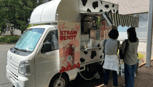 神奈川県横浜市青葉区「moo-moo kitchen」様のキッチンカーを製作させていただきました