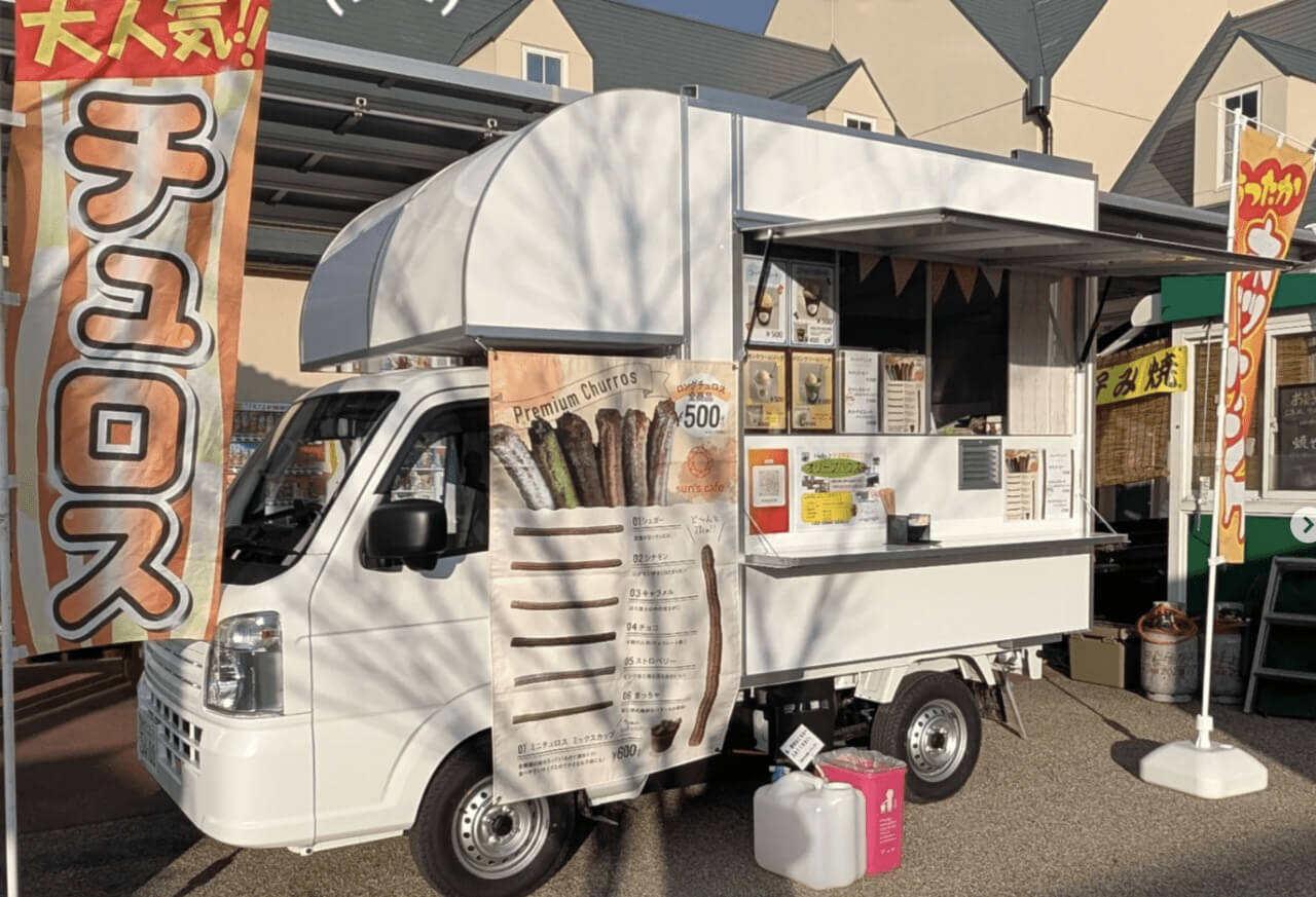 岡山県倉敷市「sun's cafe」様のキッチンカーを製作させていただきまし