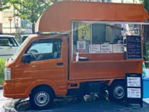 大阪府大阪市「チカチカブー」様のキッチンカーを製作させていただきました