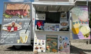 香川県高松市「ランコントル」様のキッチンカーを製作させていただきました