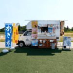 愛知県岡崎市の「ゆるふふキッチン」様のキッチンカーを製作させていただきました。