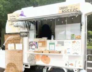 神奈川県海老名市「DINING BREEZE」様のキッチンカーを製作させていただきました