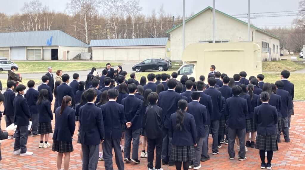 北海道中標津農業高等学校様のキッチンカー納車式の様子